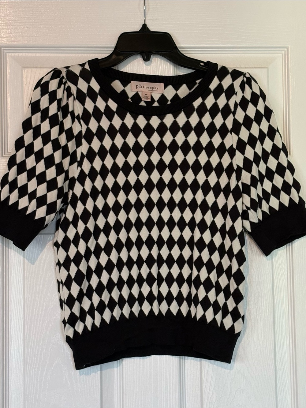 Philosophy Black & White Diamond-Print Short Sleeve Sweater Top